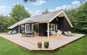 Pet Friendly Home In Aakirkeby With Wifi, Vester Sømarken